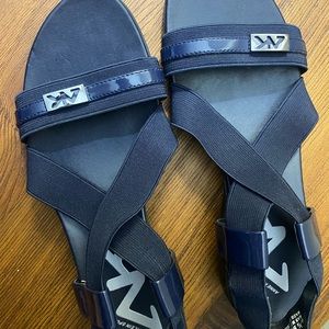 AK Sport 6 1/2 blue new no tags